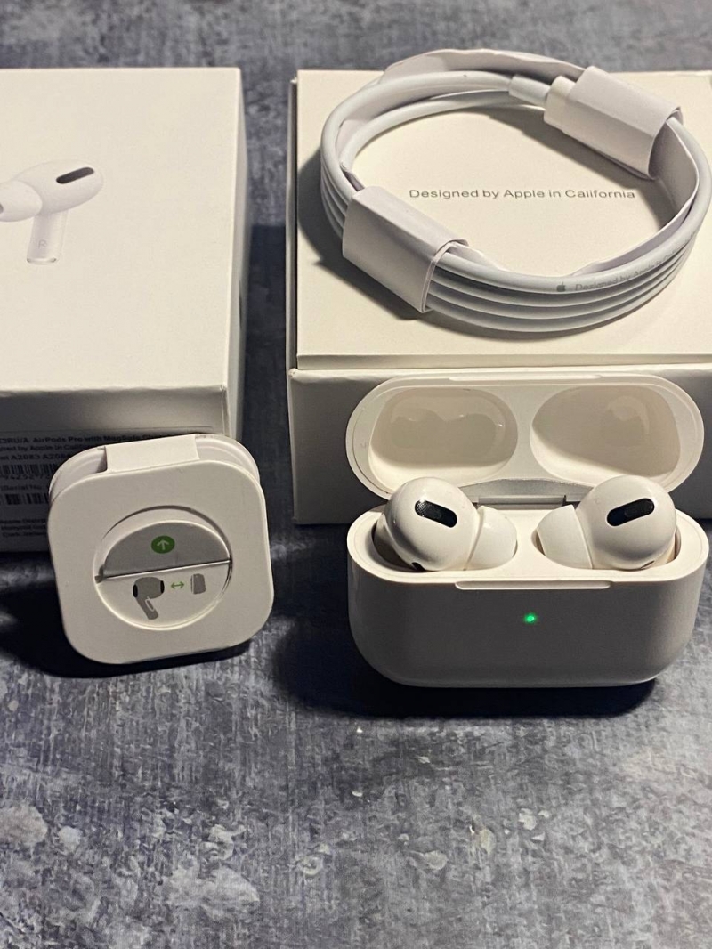 AirPods Pro  6990  AirPods 2 5990